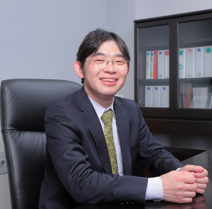 代表取締役社長 大澤弘始